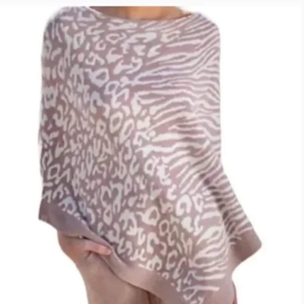 Barefoot Dreams | CozyChic Ultra Lite Ocean Breeze Poncho- Faded Rose Animal-NWT - Picture 3 of 9